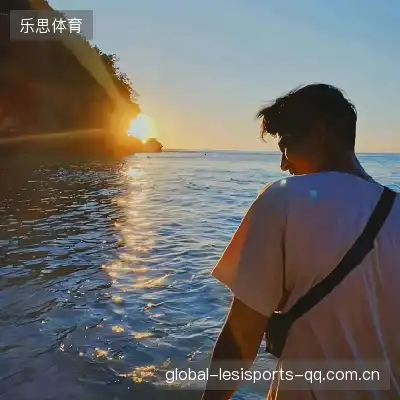 曹含尤